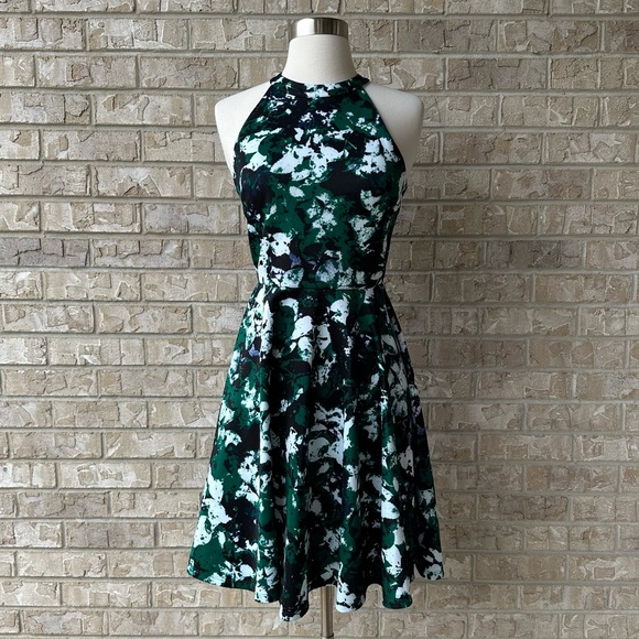 Aqua Lined Dress Size S 🌸 - Picture 9 of 9